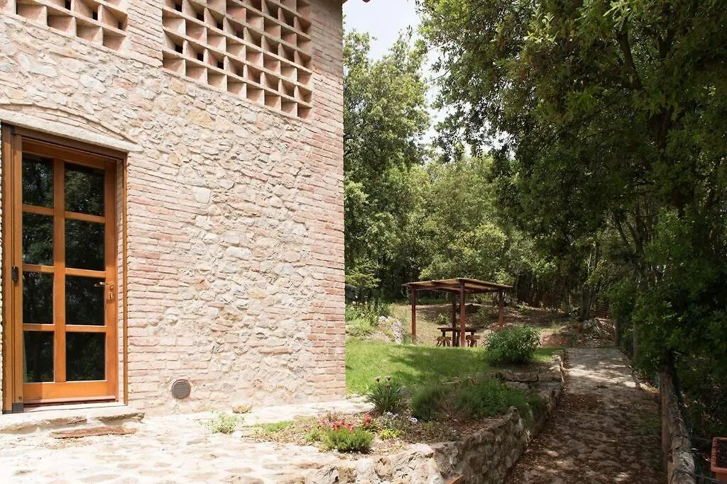 Casa Il Corbezzolo In Borgo Storico Apartment Gambassi Terme Italy