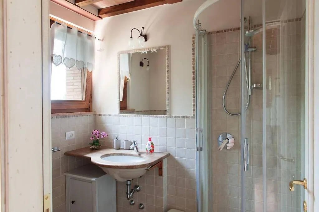 Casa Il Corbezzolo In Borgo Storico Apartment Gambassi Terme 0*,