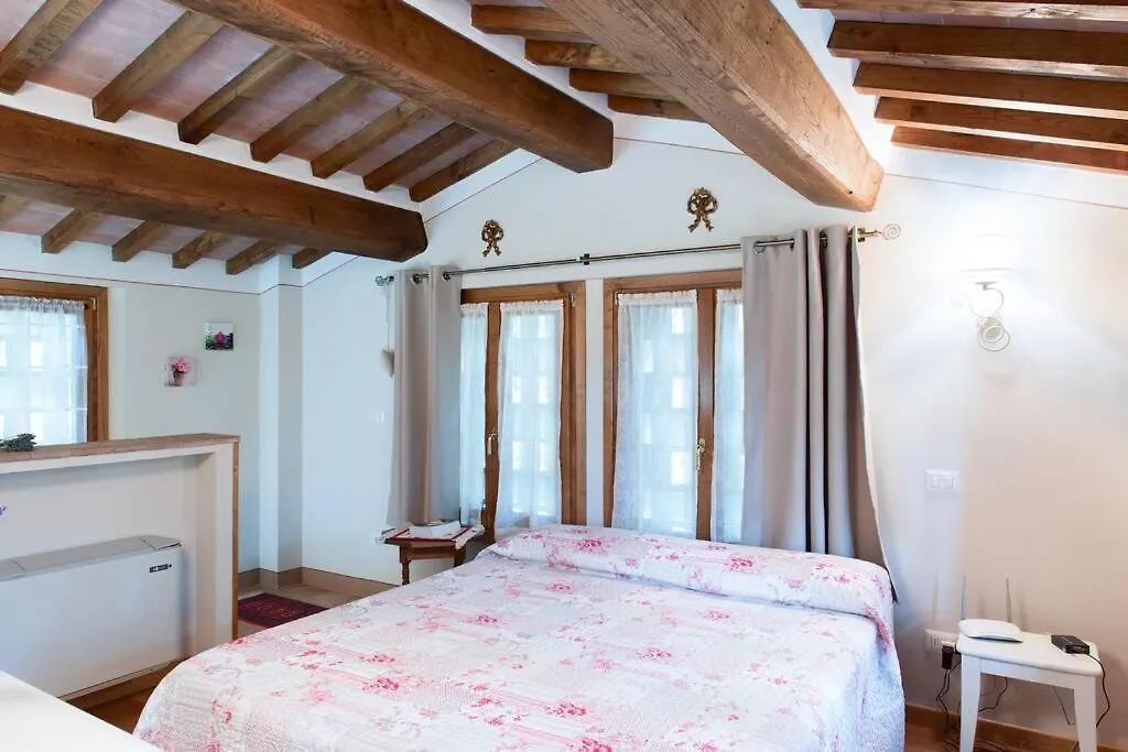 Casa Il Corbezzolo In Borgo Storico Apartment Gambassi Terme 0*,  Italy