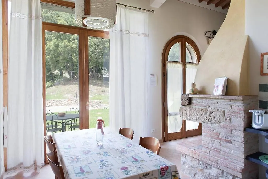 Casa Il Corbezzolo In Borgo Storico Apartment Gambassi Terme Italy